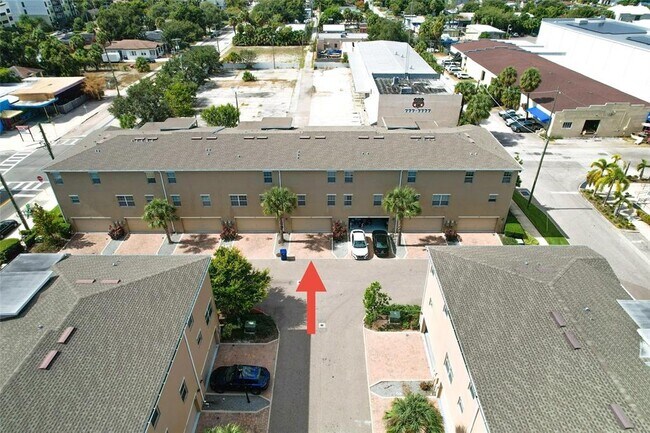 Building Photo - 717 N Rome Ave