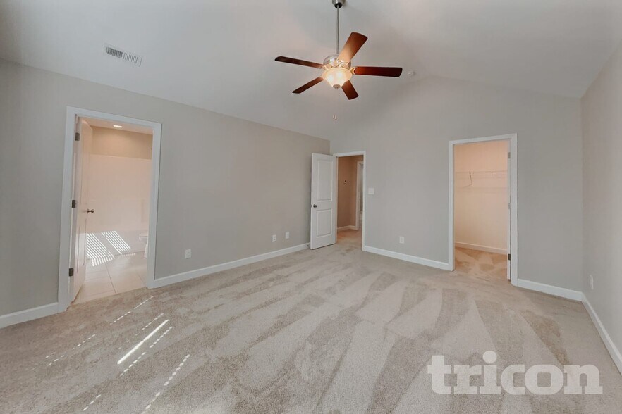 Building Photo - 111 Cottage Ct