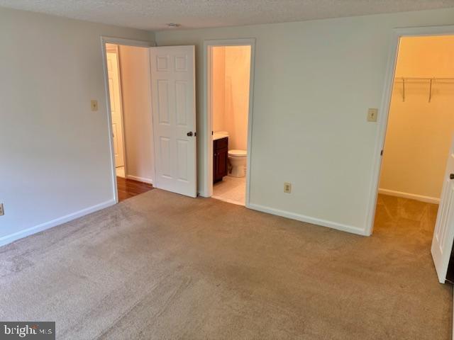 Building Photo - 301 Palmspring Dr