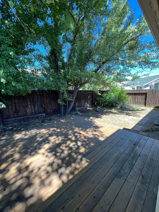 Building Photo - $2495.00 - GREAT NEIGHBORS - CENTRAL TO GR...