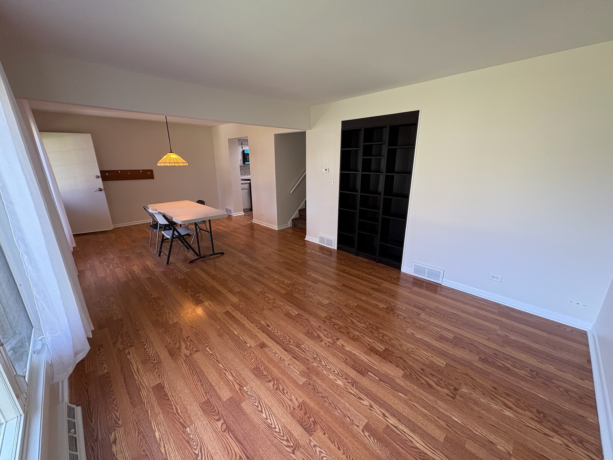 Building Photo - 356 2nd Ct