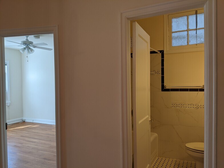Dining Area - 2443 40th St NW