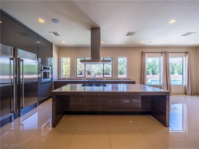 Building Photo - 7447 Yonie Ct