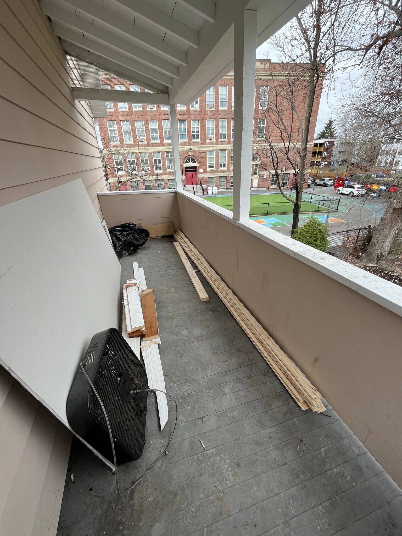 Building Photo - 70 Brentwood St
