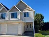 Building Photo - BARMAKSEZIAN