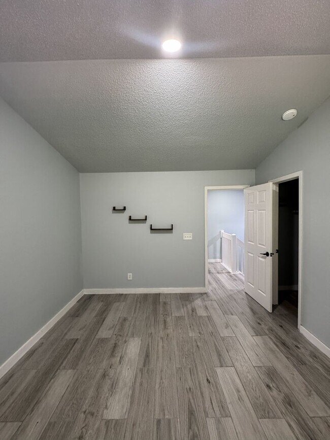 Building Photo - 108 Bridford Downs Dr