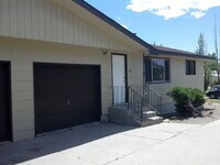 Building Photo - 332-334 Covert Ln