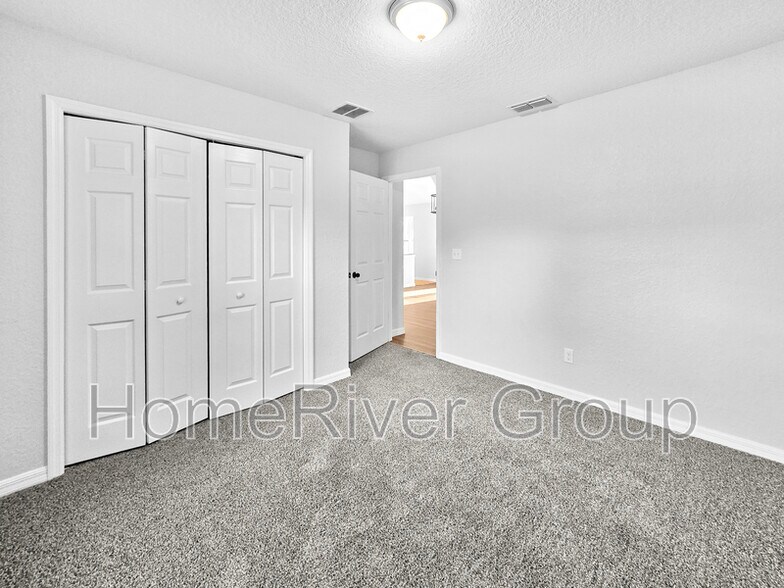 Building Photo - 4724 NW 81st Ct
