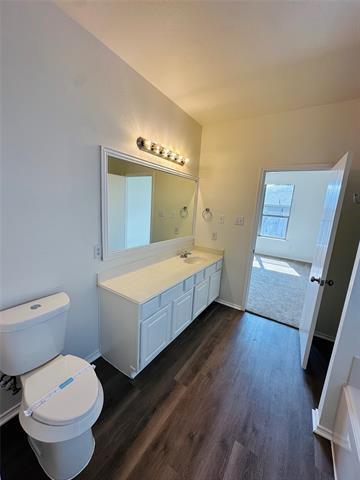 Building Photo - 421 Sandy Creek Dr