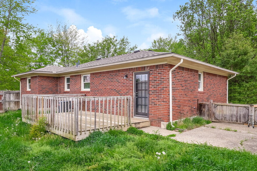 Building Photo - 8612 Sardis Way