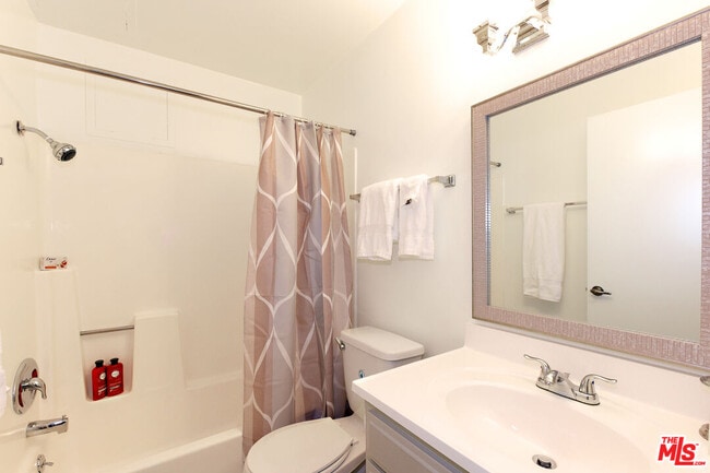 Building Photo - 3600 Bagley Ave