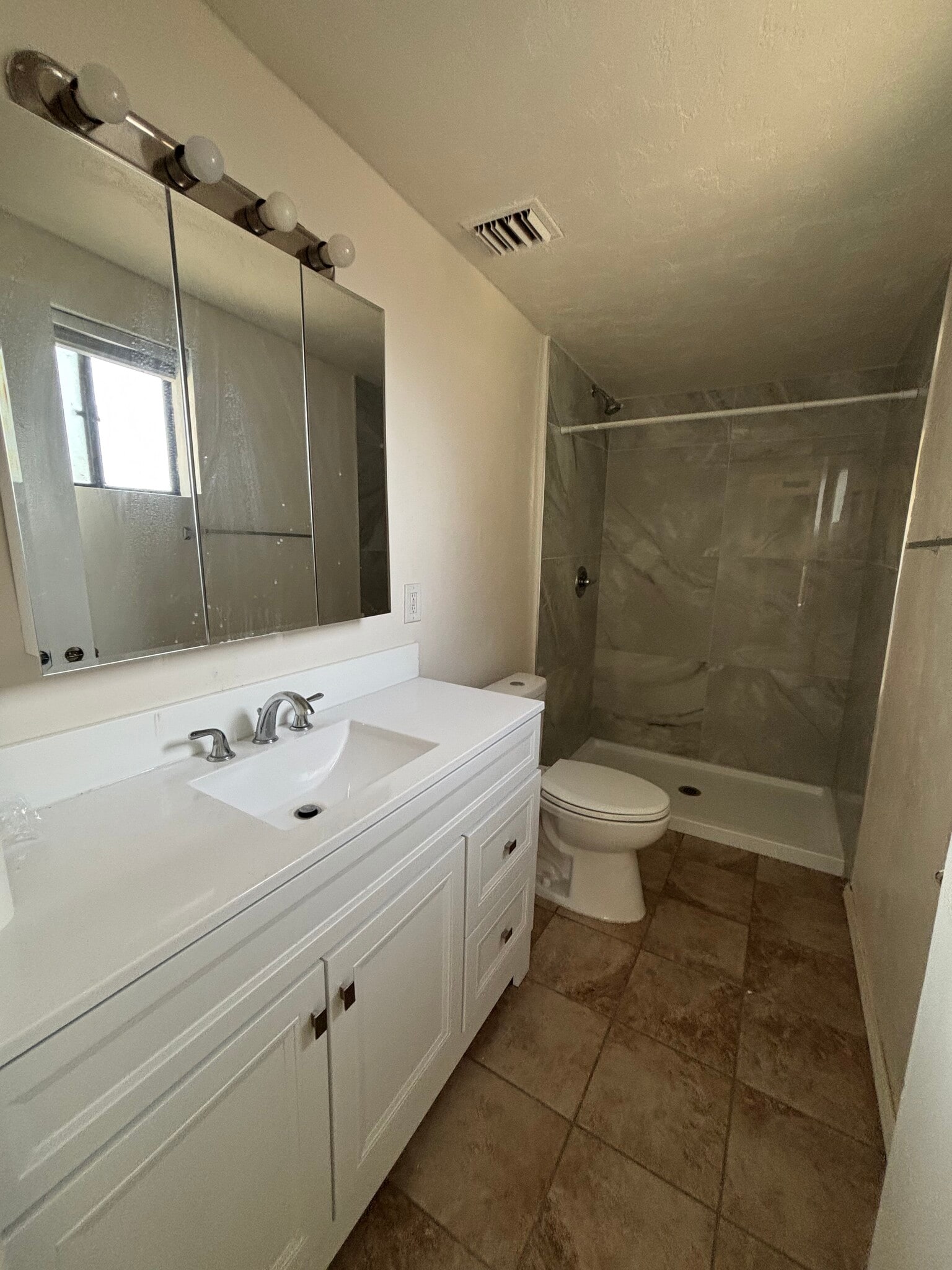 Building Photo - 6661 W Camino Pizarro