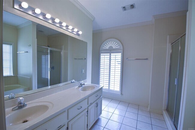 Building Photo - 1691 Rambling Brook Ln