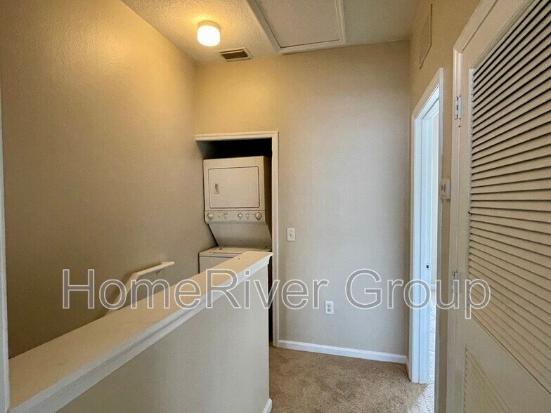 Building Photo - 6047 Gibson Ave