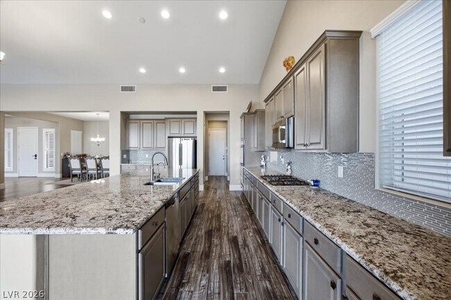 Building Photo - 6248 Carol Butte Ct