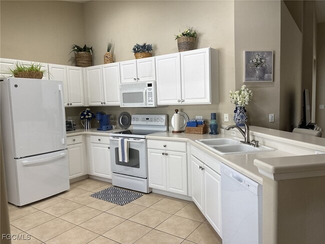 Building Photo - 9639 Hemingway Ln