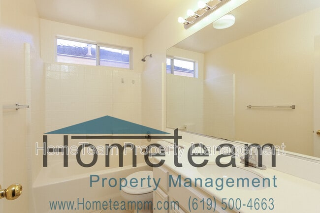 Building Photo - 1222 La Vida Ct