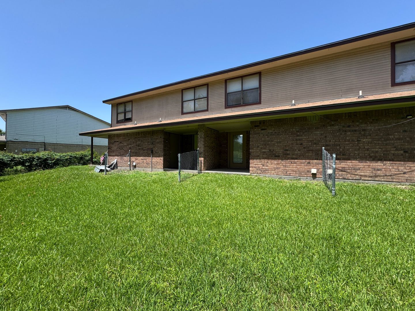 Building Photo - 1210 Monroe Loop