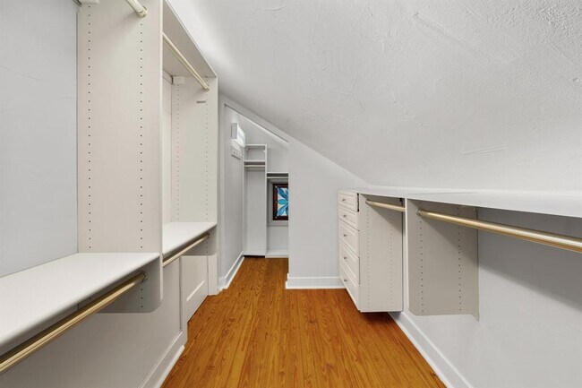 Building Photo - 1502 Murray Ln