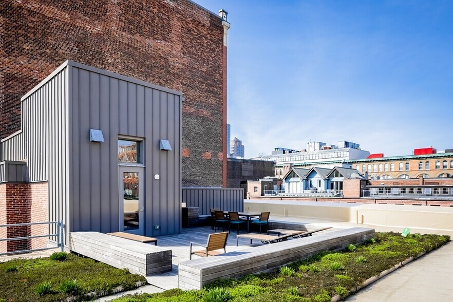 Building Photo - 63 Melcher St