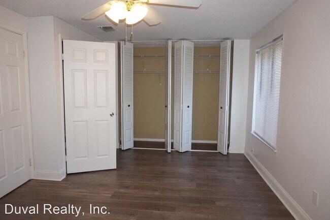 Building Photo - 3 br, 2.5 bath House - 7128 Prestwick Circ...