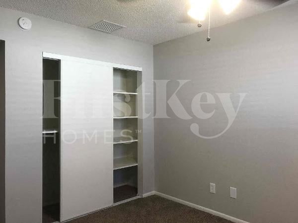 Building Photo - 4924 S Hazelton Ln