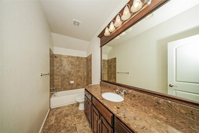 Building Photo - 17016 Barcelona Dr