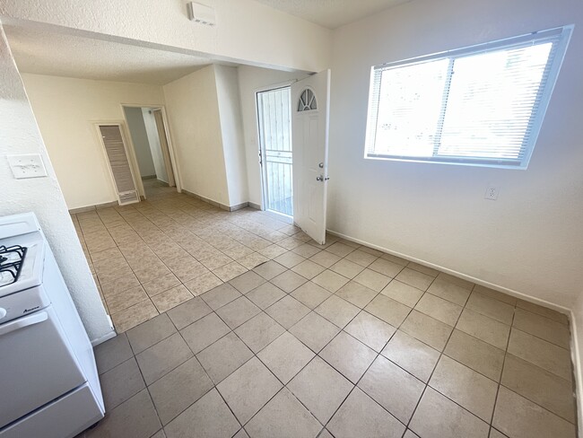 Building Photo - 26953 Cypress St