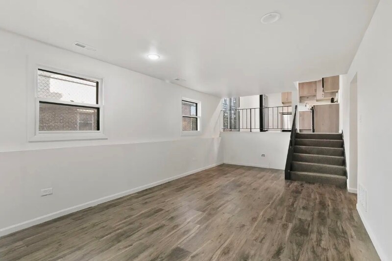 Building Photo - 2236 W 157th Pl