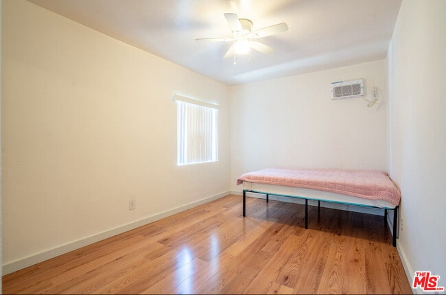 Building Photo - 1240 Lodi Pl