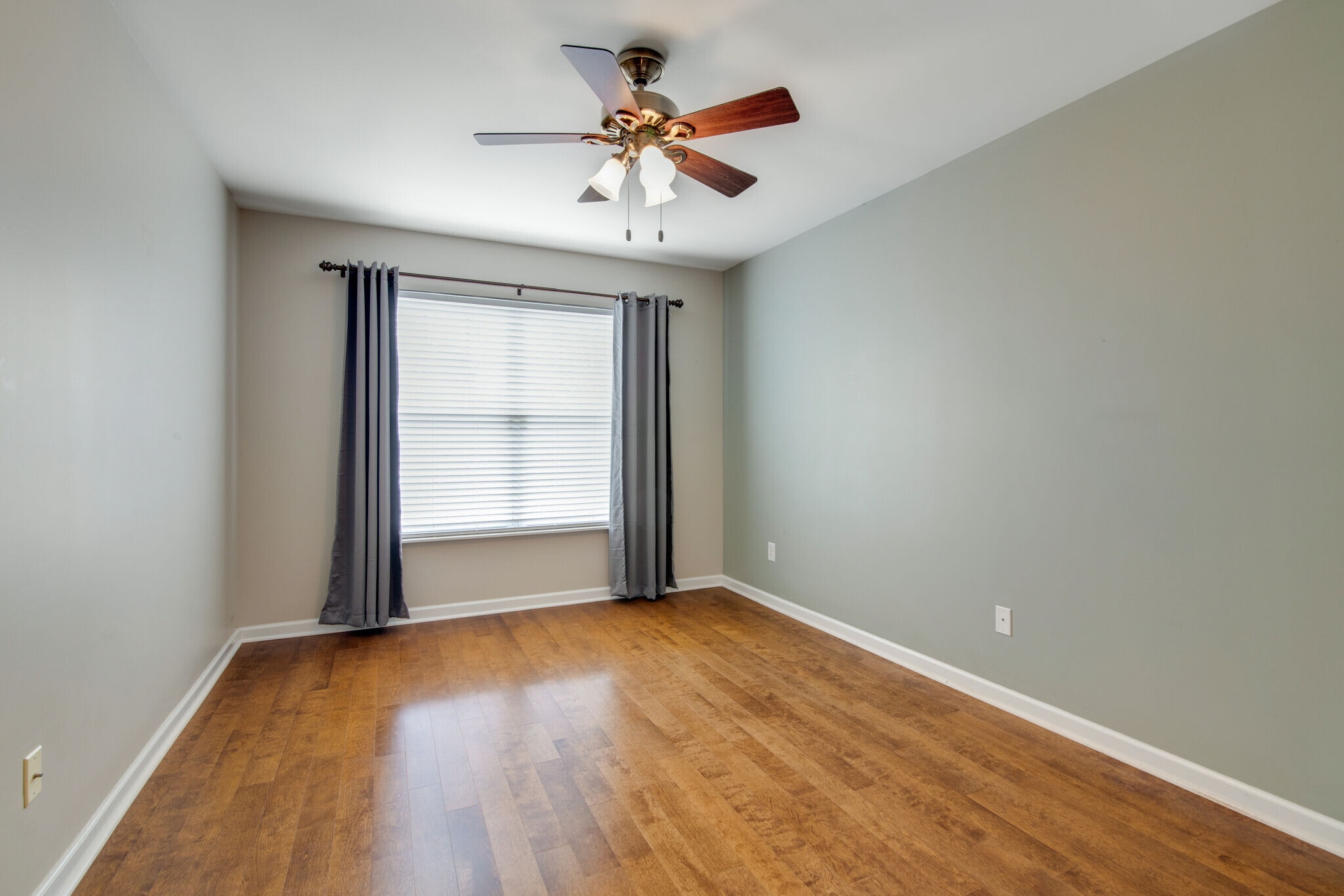 Building Photo - 7802 Kemberton Dr W