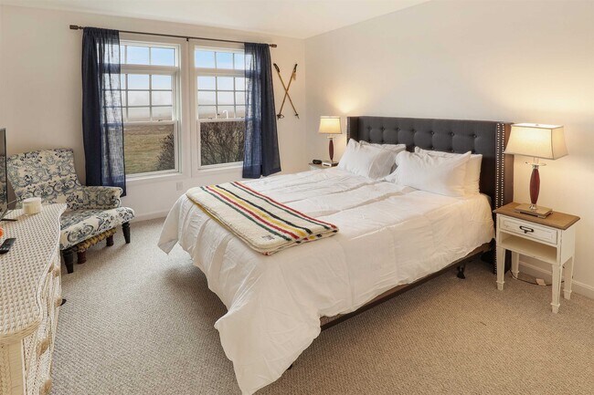 Building Photo - 43 Lafayette Rd