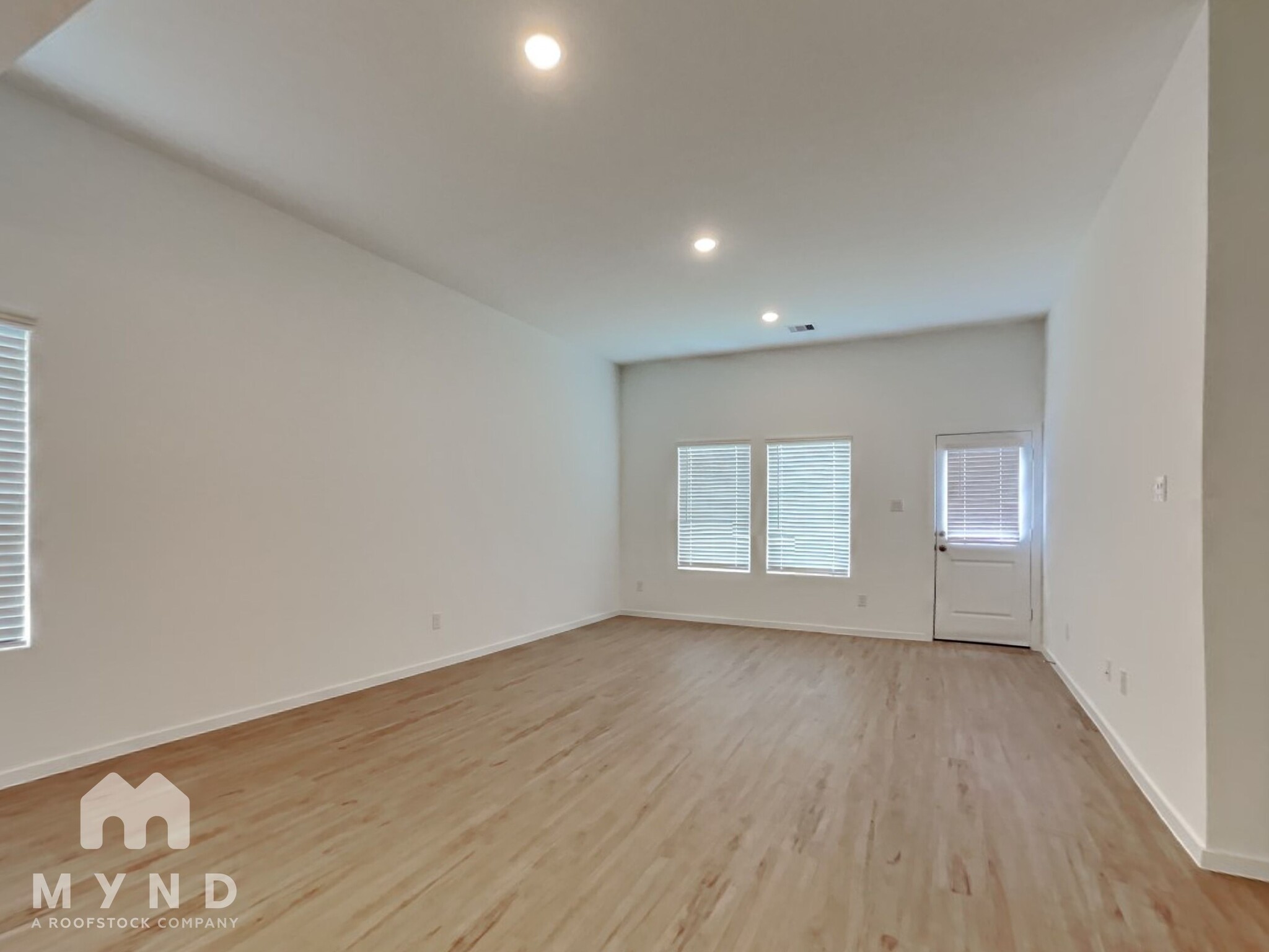 Building Photo - 21566 Casavatore Dr