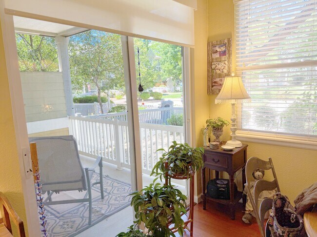 Building Photo - 635 Gooseberry Dr