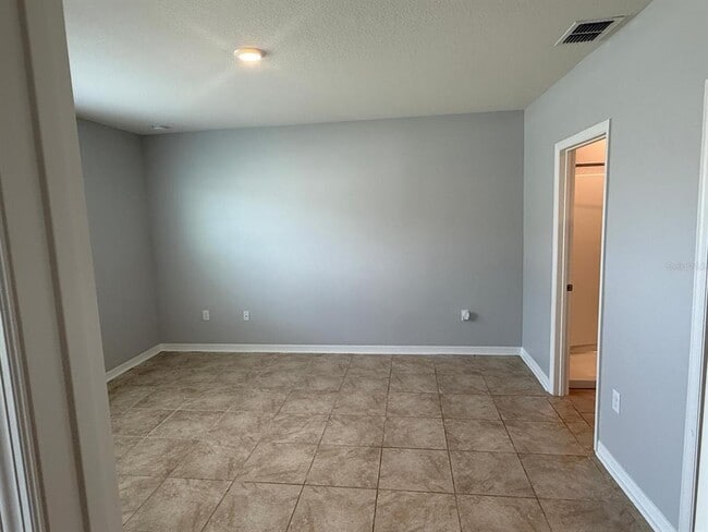Building Photo - 754 Chinoy Rd