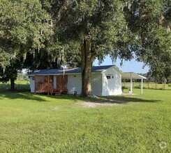 Building Photo - Adorable 2 Bedroom Mobile