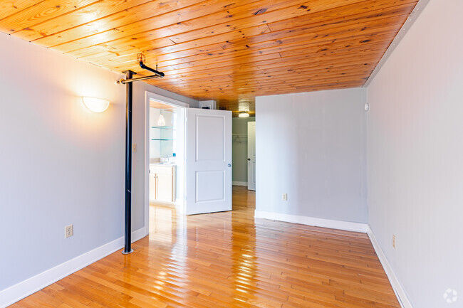 Interior Photo - The Lofts at South Street