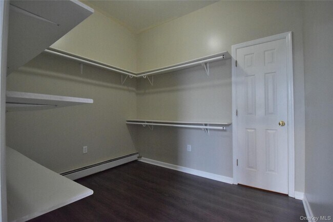 Building Photo - 12 Railroad Ave