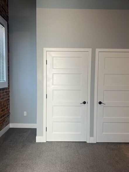 Bedroom Closets - 15 S Jackson St
