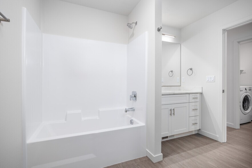 Building Photo - 20 S Volland St