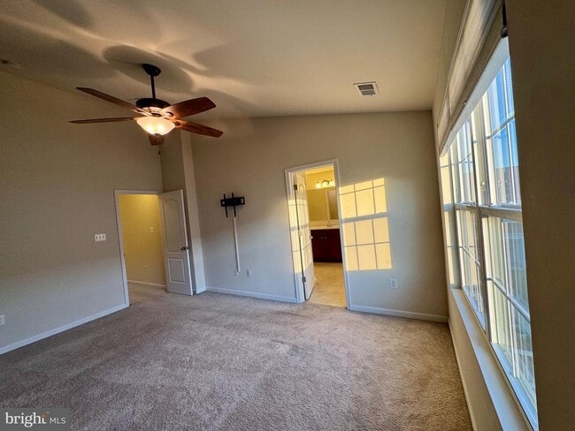 Building Photo - 20955 Brunswick Ln