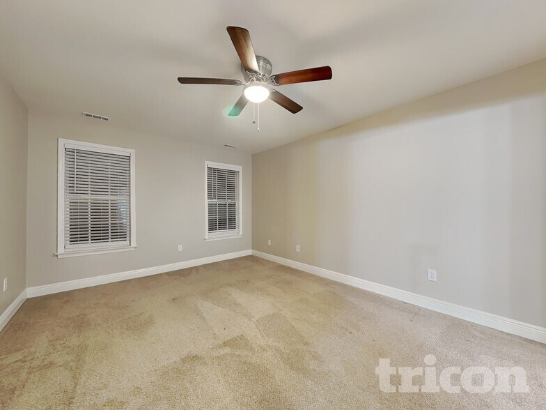 Building Photo - 461 Kimball Loop