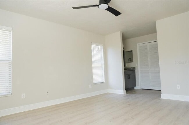 Building Photo - 7811 Bay Cedar Dr