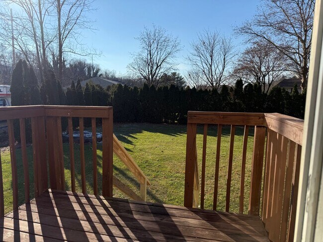 Building Photo - 110-112 Fridy St.