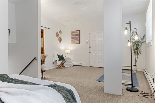 Building Photo - 46 Lewis St