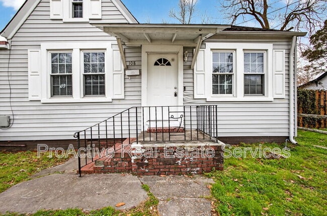 Building Photo - 108 Wright Ave