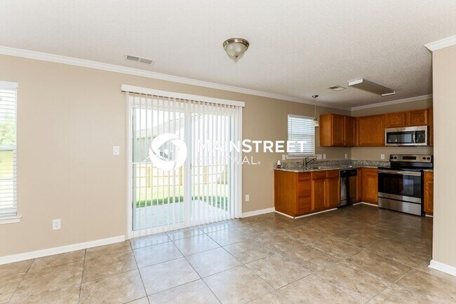 Building Photo - 4 Bedroom Pet-Friendly Home in Charlotte, ...
