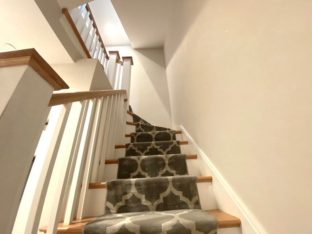 Building Photo - 362 Bunker Hill St