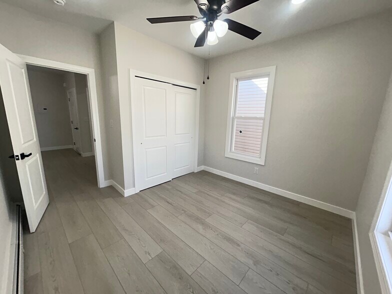 Building Photo - 510 17th St