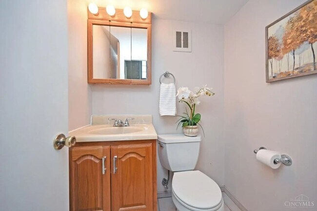 Building Photo - 8608 Linderwood Ln